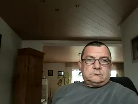 Nobbie444 online show from 05.15.26