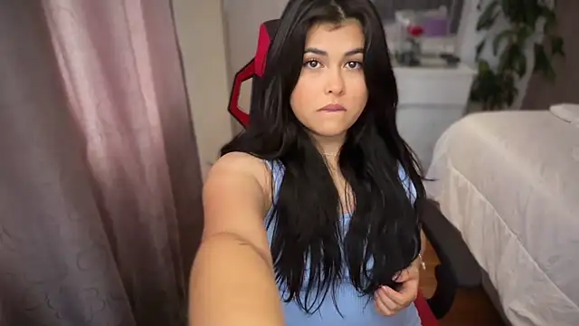 Alyaa s online show from 02.05.26