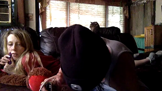 Cracked Crypto online show from 09.30.25