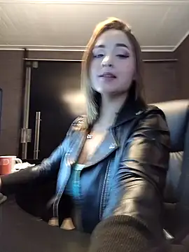 Emiily W online show from 01.13.25