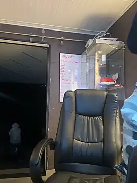 Emiily W online show from 09.29.25