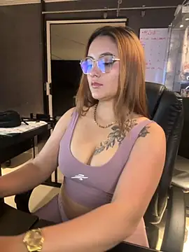 Emiily W online show from 09.30.25