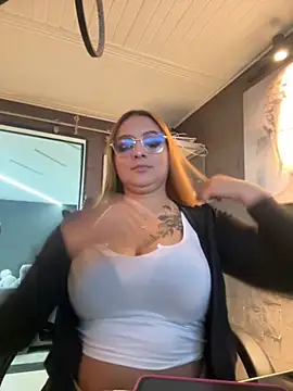 Emiily W online show from 10.12.25