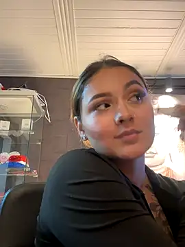 Emiily W online show from 11.05.25