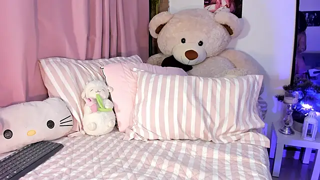 mia angel  online show from 04.11.26