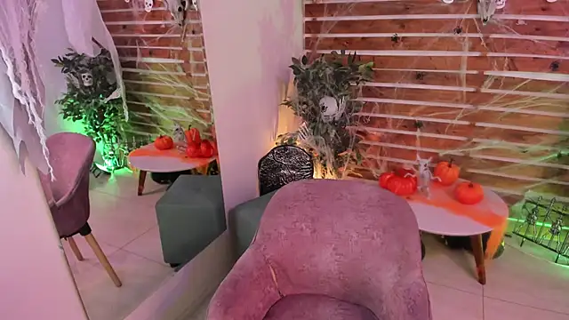  MeganRain online show from 10.21.25