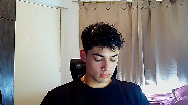 Snapshot of jimmy_class chatting on 10.31.25 jimmy class online show from 10.31.25