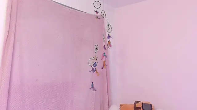 Nami usagi online show from 10.18.25