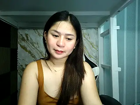 Mia 2022 online show from 10.06.25