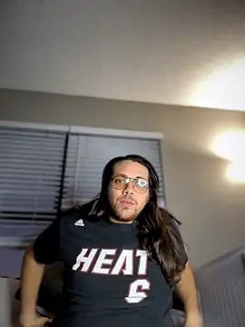 Snapshot of lucasgalacticman chatting on 10.14.25 lucasgalacticman online show from 10.14.25