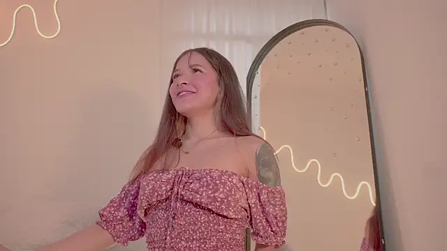 HannaMoom online show from 04.20.26