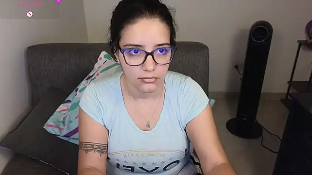 blue  moon  online show from 11.10.25