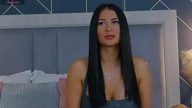 EmyLaveau online show from 03.20.25