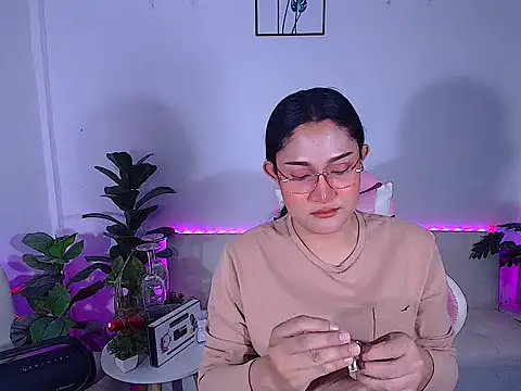 plysaithailand online show from 10.21.25