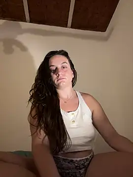 Snapshot of indierotic chatting on 01.17.25 indierotic online show from 01.17.25