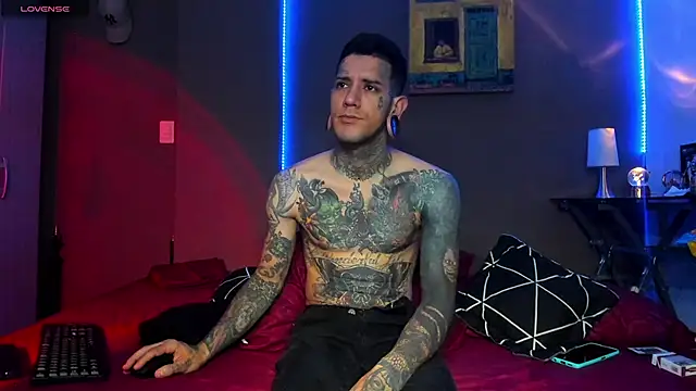 Snapshot of josh__ackerman chatting on 03.20.26 josh ackerman online show from 03.20.26