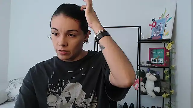 camii 7 online show from 12.22.24