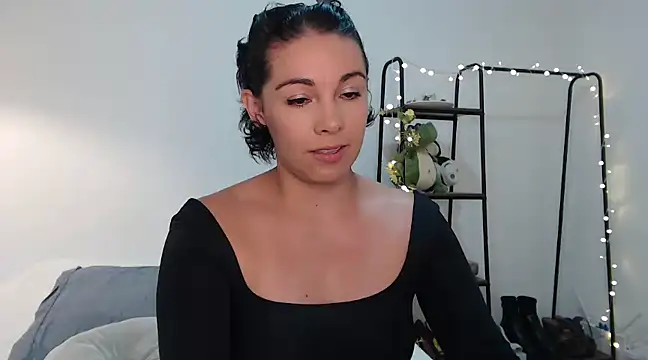 camii 7 online show from 01.14.25