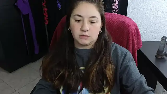 Snapshot of ann_bronw chatting on 09.10.25 ann bronw online show from 09.10.25