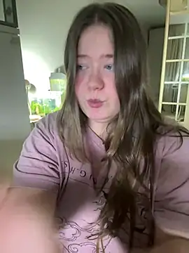 Snapshot of remirann_ chatting on 01.27.25 remirann online show from 01.27.25