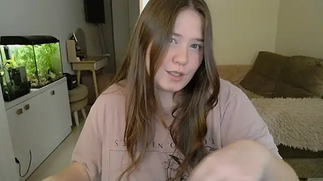 Snapshot of remirann_ chatting on 02.01.25 remirann online show from 02.01.25