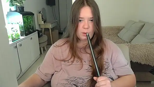 Snapshot of remirann_ chatting on 03.14.25 remirann online show from 03.14.25