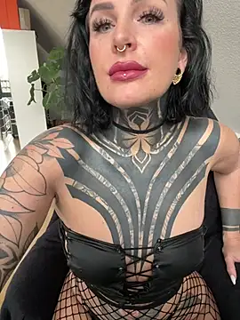 InkedBiitch online show from 02.01.26