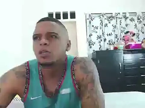 hot and naughty latin online show from 01.04.25