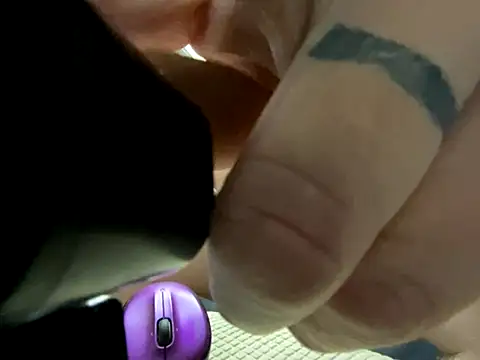 WhiteChocalate 69 online show from 10.26.25