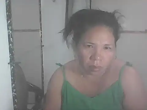 Snapshot of hotwet_mama4uxx chatting on 01.26.25 hotwet mama4uxx online show from 01.26.25