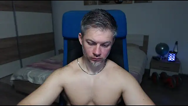 Snapshot of RobbyShawz chatting on 03.11.25 RobbyShawz online show from 03.11.25