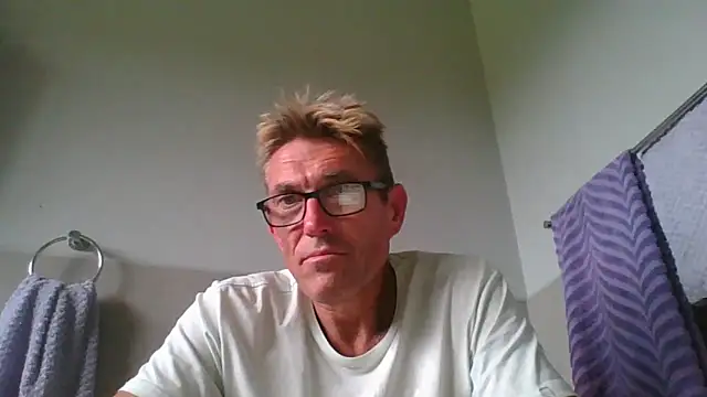 Snapshot of xykenrah@xh chatting on 12.26.24 xykenrahxh online show from 12.26.24