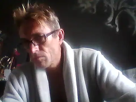 Snapshot of xykenrah@xh chatting on 01.21.25 xykenrahxh online show from 01.21.25