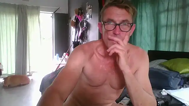 Snapshot of xykenrah@xh chatting on 03.13.25 xykenrahxh online show from 03.13.25