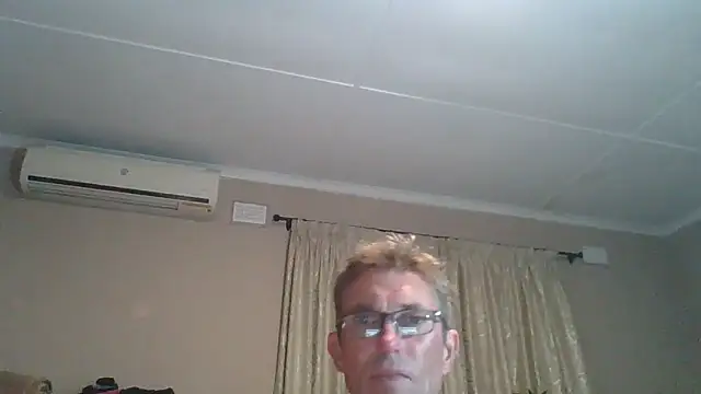 Snapshot of xykenrah@xh chatting on 09.09.25 xykenrahxh online show from 09.09.25