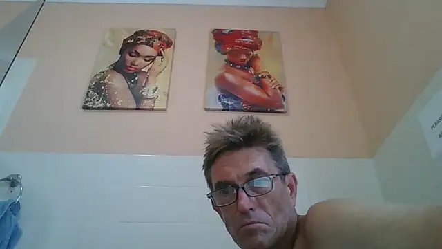 Snapshot of xykenrah@xh chatting on 10.10.25 xykenrahxh online show from 10.10.25