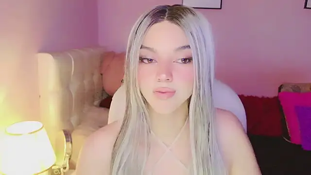Snapshot of EvaEvangeline chatting on 07.17.26 EvaEvangeline online show from 07.17.26