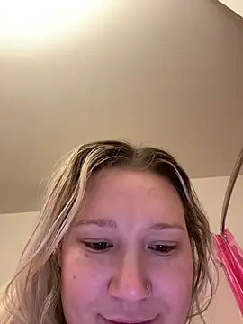 PiggyRose online show from 01.05.26