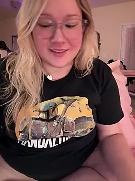 PiggyRose online show from 03.19.26