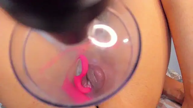 Snapshot of iamvicky_4 chatting on 03.04.26 iamvicky 4 online show from 03.04.26