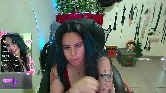 Snapshot of elektra_32 chatting on 07.23.26 elektra 32 online show from 07.23.26