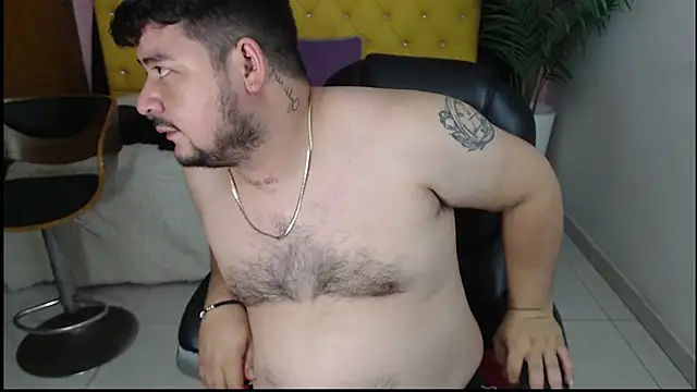 Snapshot of oso_dirty_ chatting on 01.12.25 oso dirty online show from 01.12.25