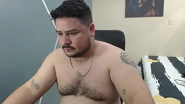 Snapshot of oso_dirty_ chatting on 01.23.25 oso dirty online show from 01.23.25