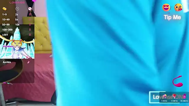 Snapshot of oso_dirty_ chatting on 02.07.25 oso dirty online show from 02.07.25