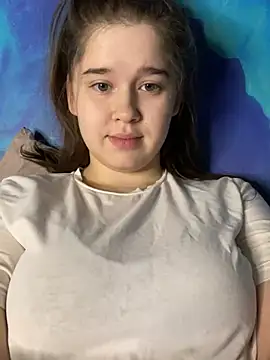 Snapshot of HornyGirlH chatting on 01.12.25 HornyGirlH online show from 01.12.25