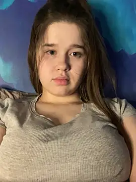 Snapshot of HornyGirlH chatting on 01.17.25 HornyGirlH online show from 01.17.25