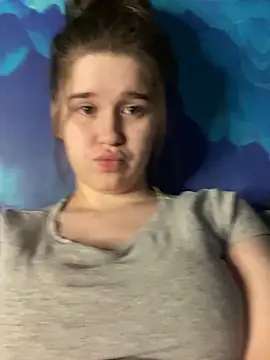 Snapshot of HornyGirlH chatting on 01.19.25 HornyGirlH online show from 01.19.25