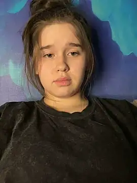 Snapshot of HornyGirlH chatting on 01.19.25 HornyGirlH online show from 01.19.25