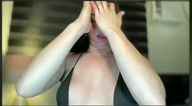 MISSANACONDA online show from 02.18.25