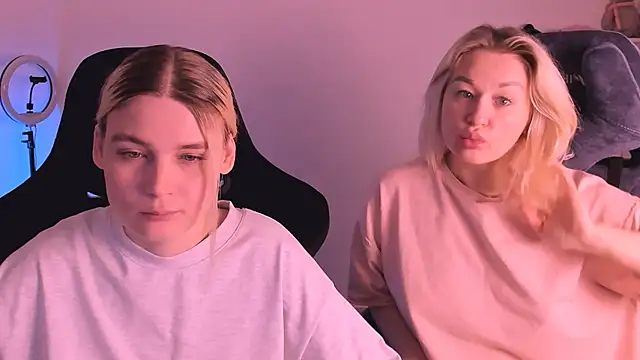 hotblonds online show from 01.05.25